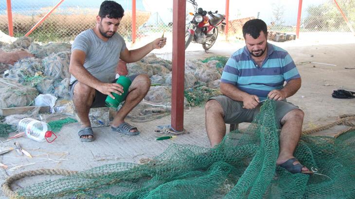 Adanalı balıkçılar 15 Eylül’e hazırlanıyor; ağlara QR kodlu marka takılıyor