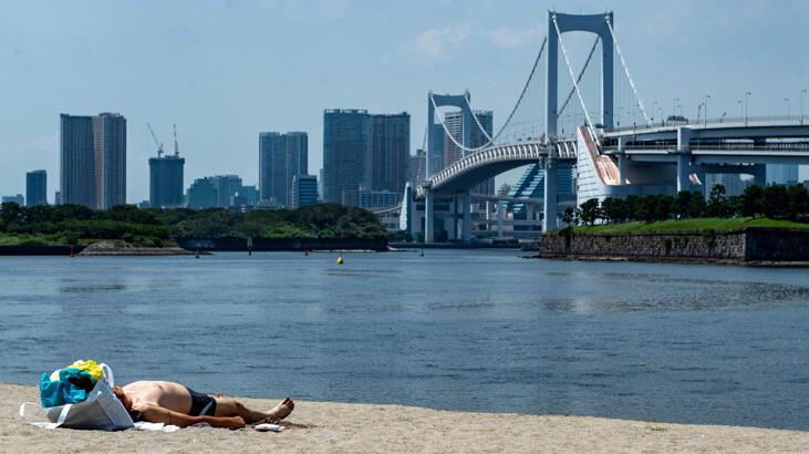 Japonya'da aşırı sıcaklar 7 bin kişiyi hastanelik etti